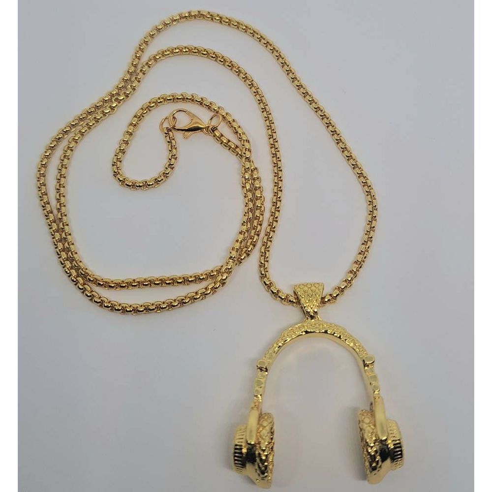 Headphones necklace 